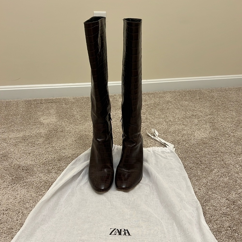 Zara dsrk brown faux crocodile heeled boots 10
